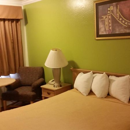 Kelseyville Motel Экстерьер фото
