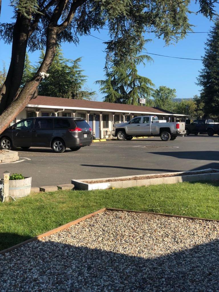 Kelseyville Motel Экстерьер фото