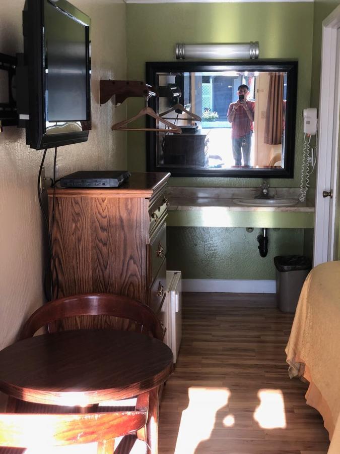 Kelseyville Motel Экстерьер фото
